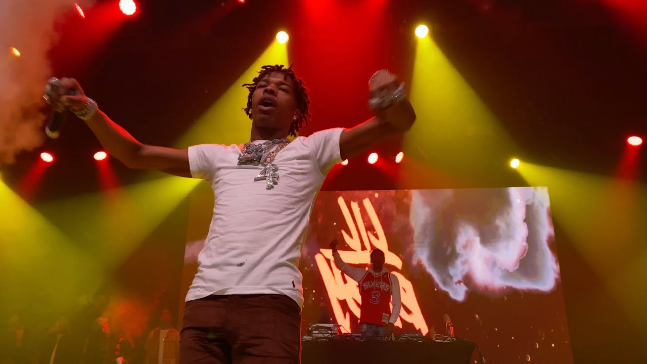 Lil Baby Performing “Catch The Sun” and “Close Friends” Live In Philly