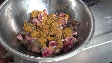 Thịt 4 chú sóc được 1 bát giả cầy