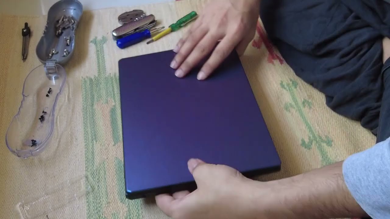 Installing a NVMe SSD In the ASUS E210 / L210 ! - YouTube