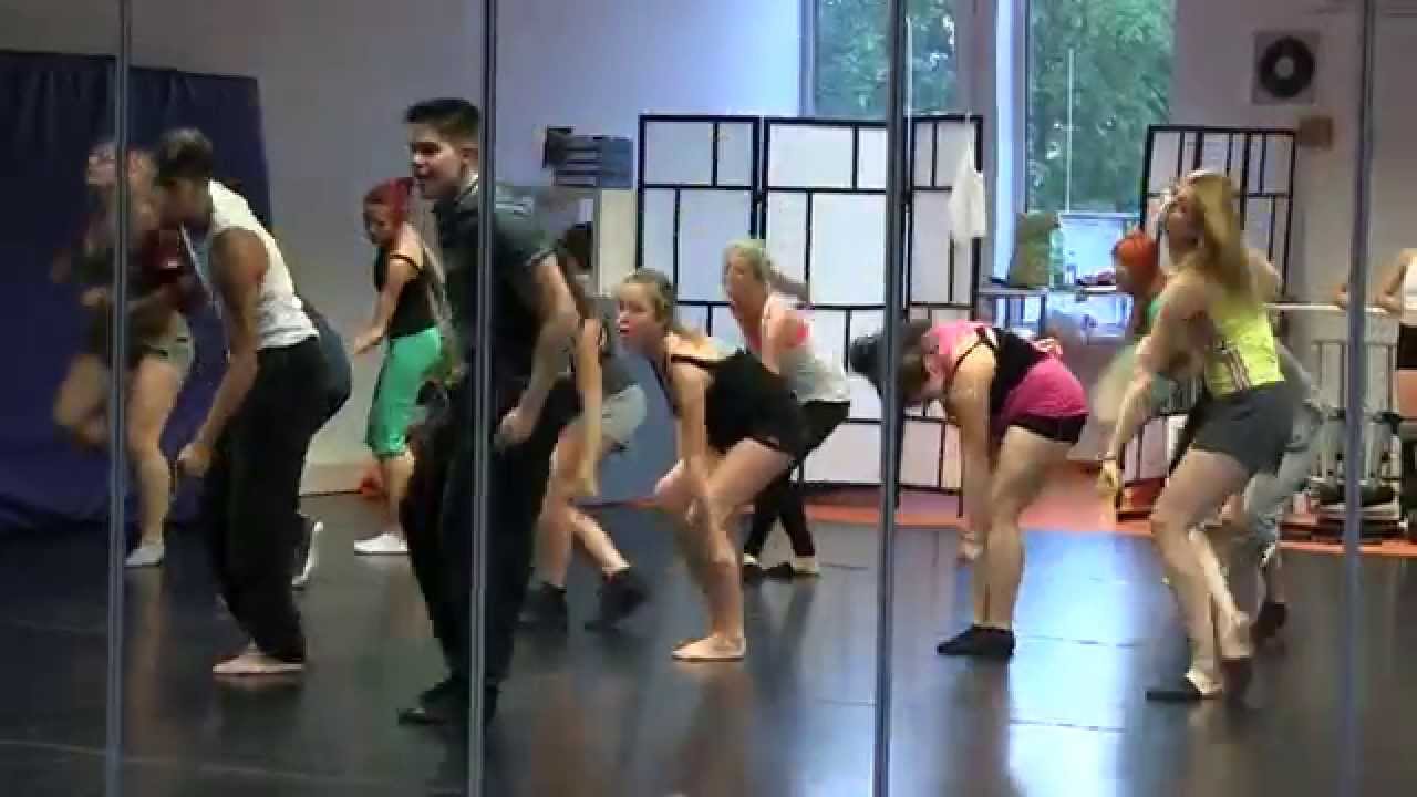 Dance-Industry | Hinter den Kulissen