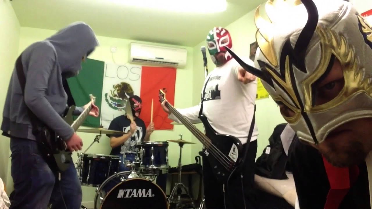 Los muchachos - intro music video official