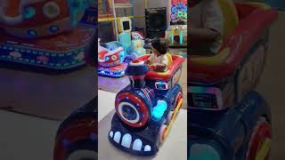 At mahagun mall #anaya #masti #playtime #fun #song #music #youtubeshorts #viral #shortvideos #funday