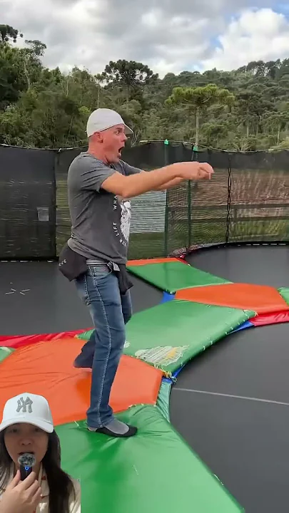 MAIN TRAMPOLIN GRATIS SEPUASNYA BISA SALTOE LOH ⁉️#shorts #funny #dubbing