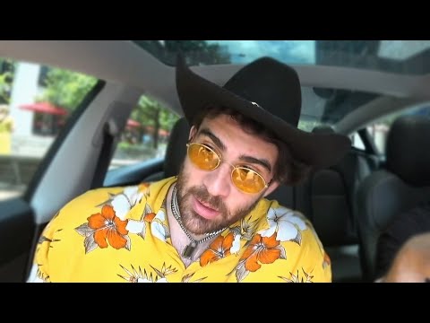 Thumbnail for Hasan gets Catcalled by Women in Texas