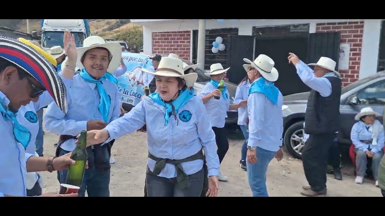 BANDA JAZZ JUVENTUD YAUYOS CUMBIAS HUAROCHIRANAS  CEL 998948565 VICTOR VILCHEZ FLORES