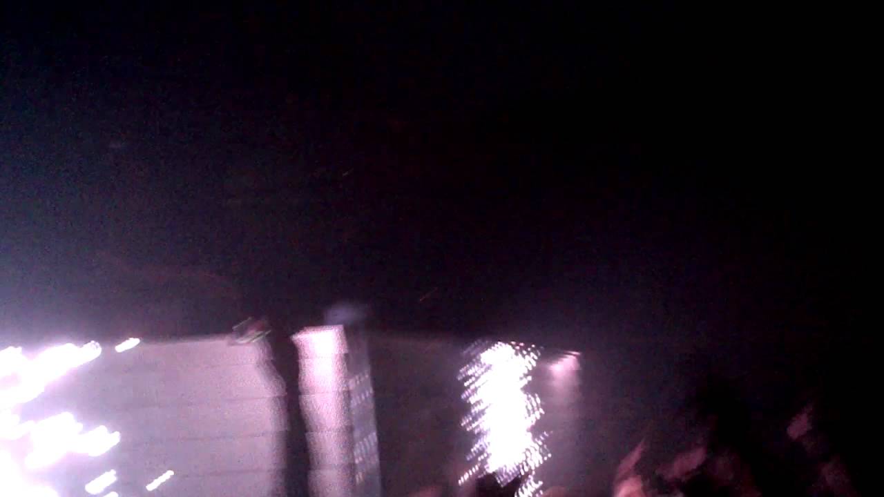 Pacha - DJ Tiesto 7 (The Temper Trap - Sweet Disposition [Remix])