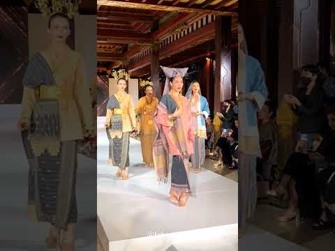 Fashion Show Trio Camelia for Ghea Panggabean #corlaratujreng #fypシ #puteriindonesia #triocamelia