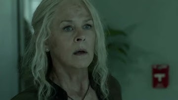 The Walking Dead 1124 Variant Walkers Break Glass And Into The Hospital