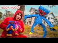 I'm Not a Monster - Sự Thật Về Búp Bê Xanh Huggy Wuggy | POPPY PLAYTIME IN REALV LIFE | Dũng Chuối