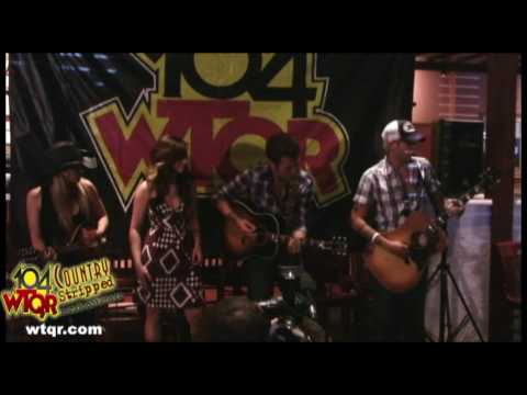 Amie - Gloriana - TQR Country Stripped