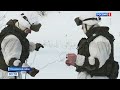 Военные взрывают лёд на реках Новосибирской области