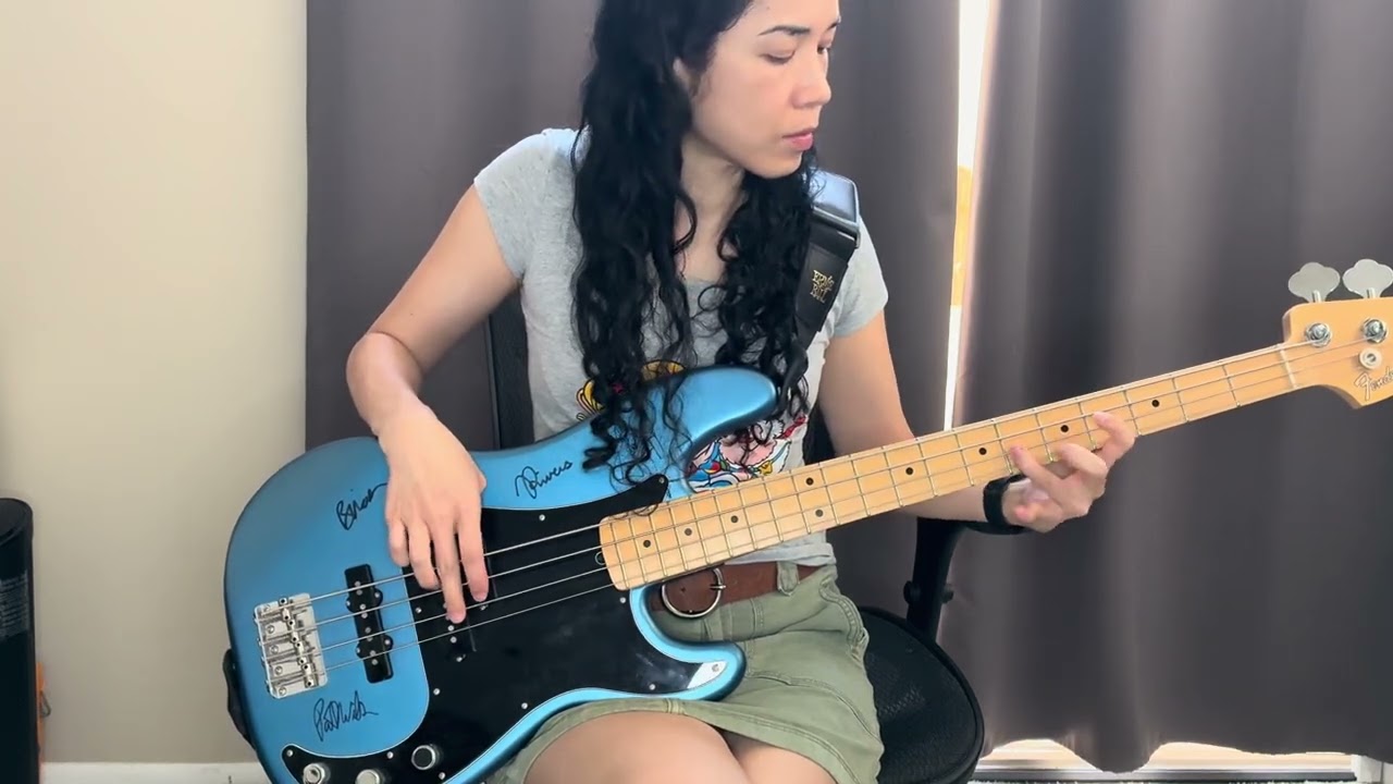 “Say It Ain’t So” by weezer - Bass Guitar Cover