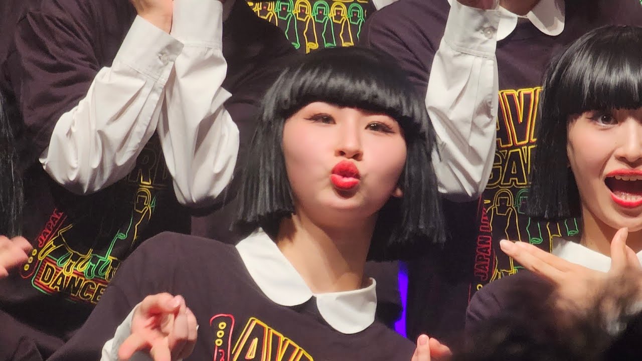 アバンギャルディ☆新曲「BUZZ RUNNER」2026.5.23NHK大阪ホール auf YouTube ansehen アバンギャルディ☆新曲「BUZZ RUNNER」2026.5.23NHK大阪ホール auf YouTube ansehen