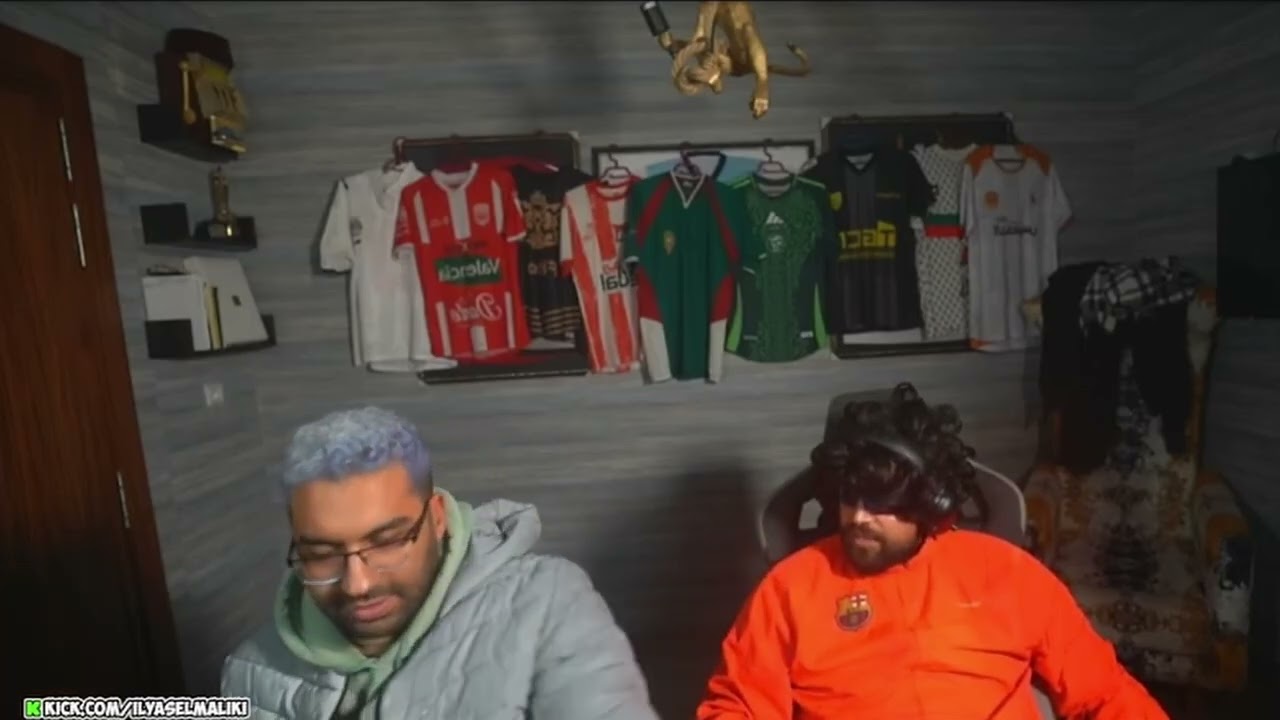 الياس المالكي مع استاد فن الاغواء 😂