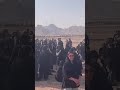تجمع پرشمارمردم برمزارزندانی سیاسی اعدام شده جاویدنام مهران بهرامیان