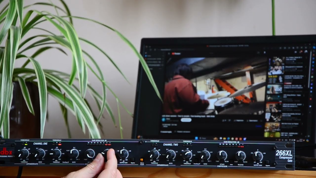 DBX 266XL Compressor/Gate Soundcheck - YouTube