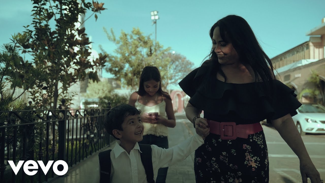 Cover El Coyote Y Su Banda Tierra Santa - Canción Bonita