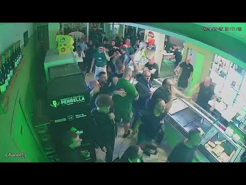 Avellino Catania l'esultanza al gol di D'Ausilio nel Bar Broadway