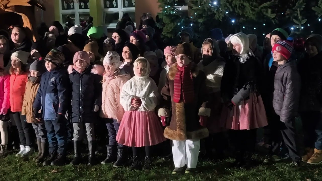 1. 12. 2024  Nedakonice - Zpívání u stromu