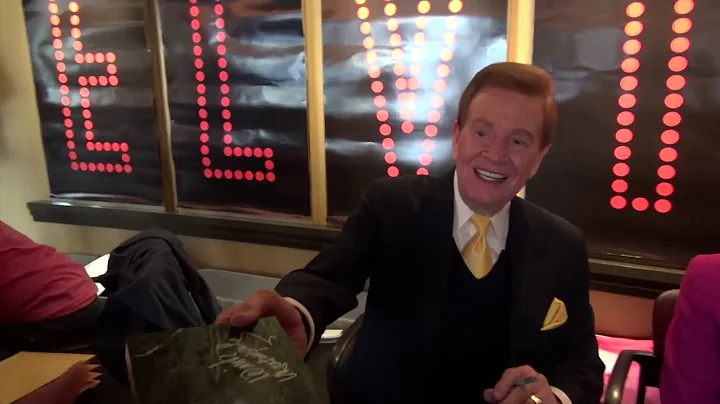 Elvis & Wink Martindale WHBQ Phone Call Story Dewe...