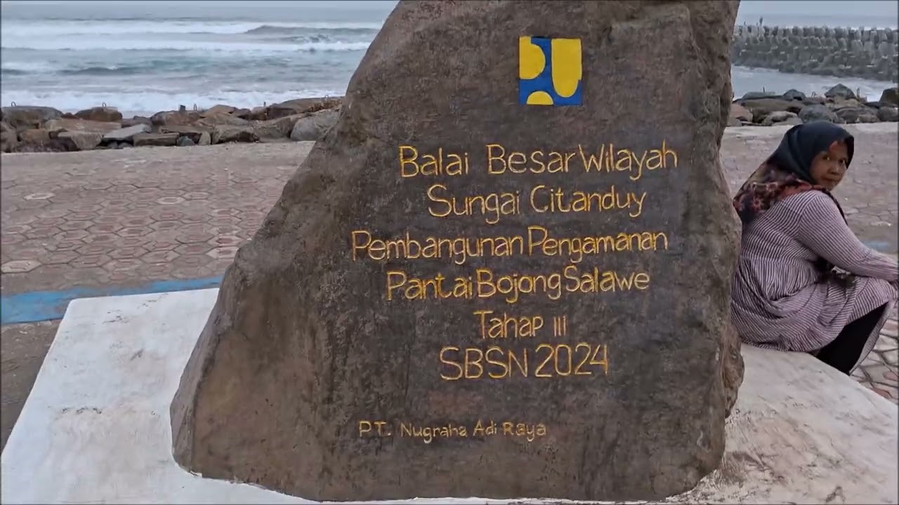 JOGING SORE TELUSURI TAMAN SUARSIH PANGANDARAN