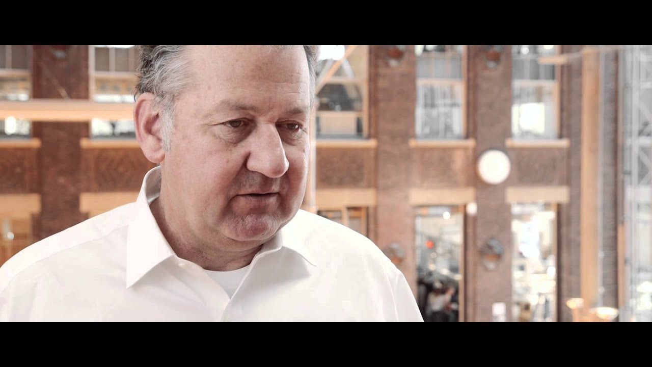 Visiting Professor Stefan Behnisch