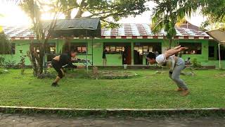 Ternyata beginilah PARKOUR yang berada di indonesia, oleh santri  MUHTADA 28  Pesantren Darularafah