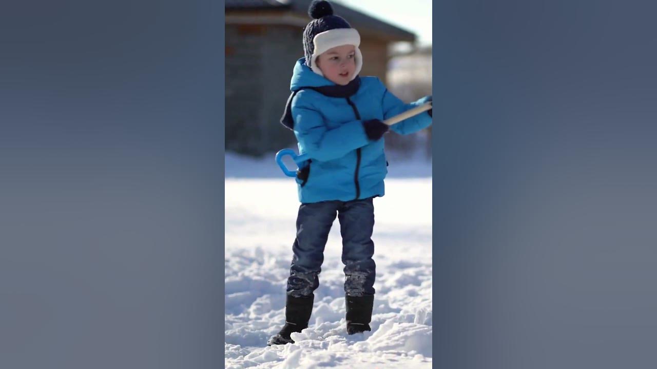 Watch how fast he shovels SO FUN  - Funny Video