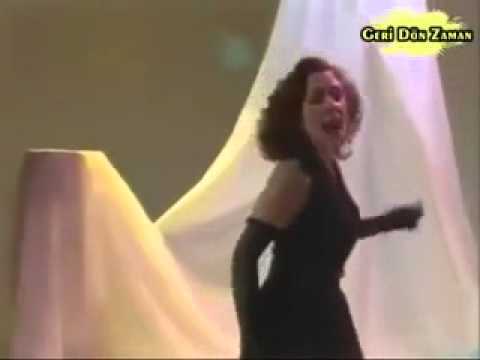 Nilüfer - Mor Menekşe (1988 / Esmer Günler)