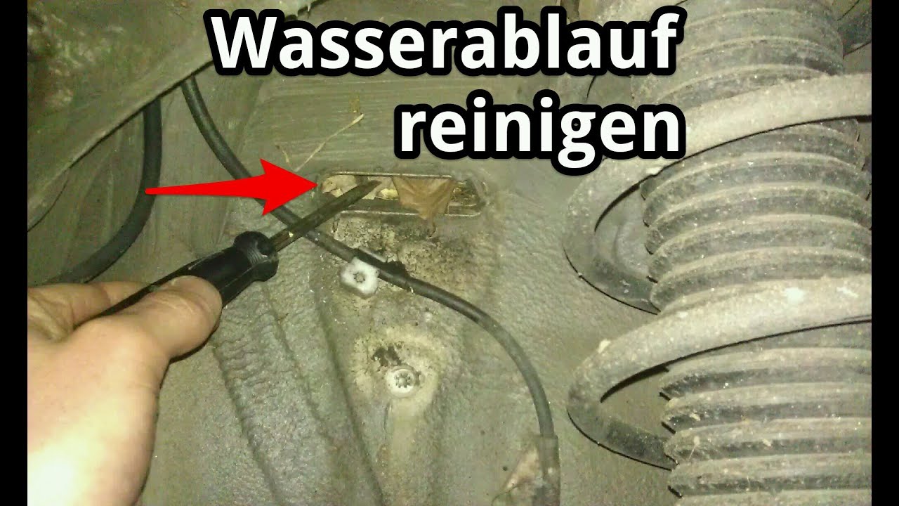 Wasserkasten Und Ablaufoffnungen Reinigen Bei Skoda Vw Seat Youtube
