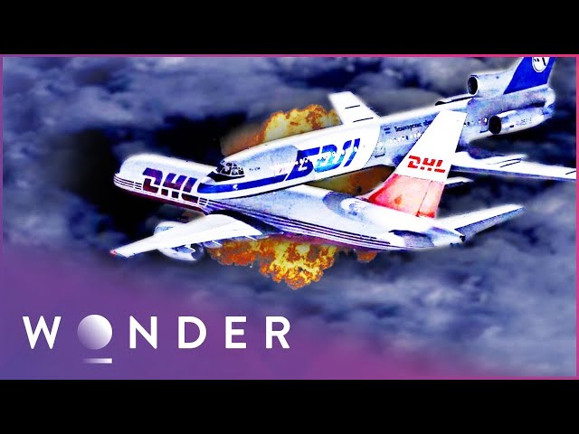 The Mid-Air Collision Of Flight 2937 And Flight 611 | Mayday S2 EP4 | Wonder class=