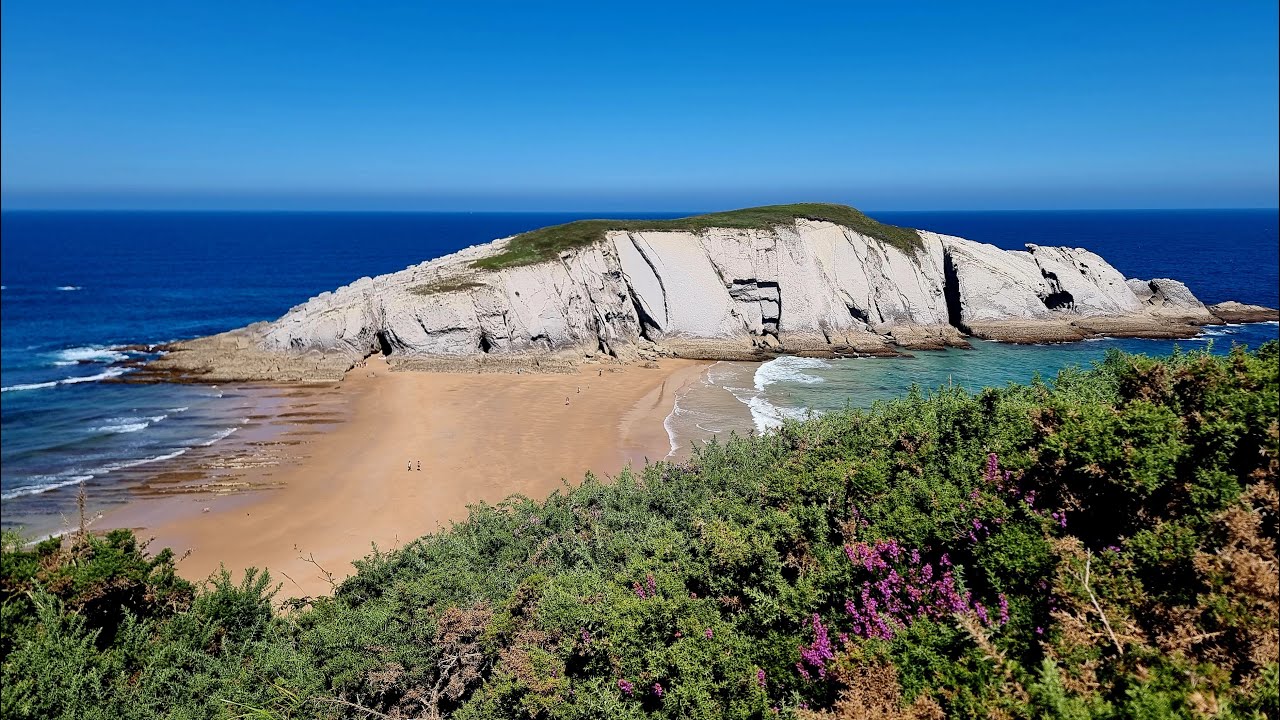 Cantabria: Playa de la Virgen del Mar - Playas de San Juan de la Canal y Covachos (2024 Julio)