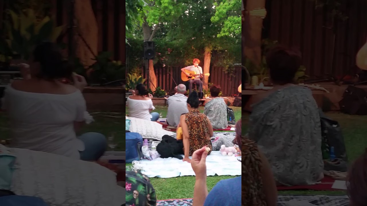 Local solo artist sings Jeff Buckleys Hallelujah