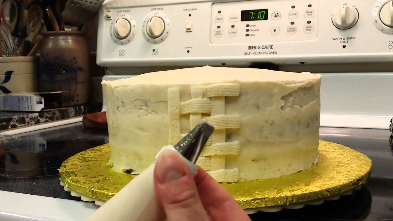 Cake Decorating Part 1 of 4 - YouTube