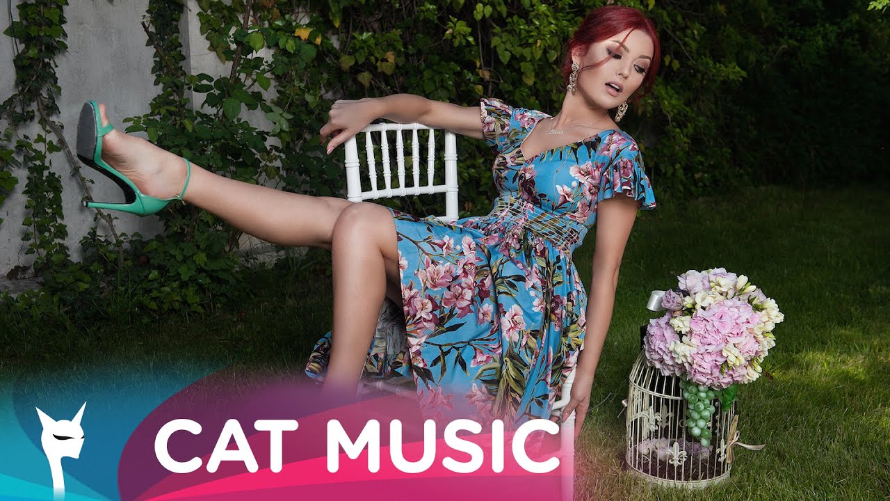 Elena feat. glance mamma mia (hes italiano) official video youtube Un americana in cucina