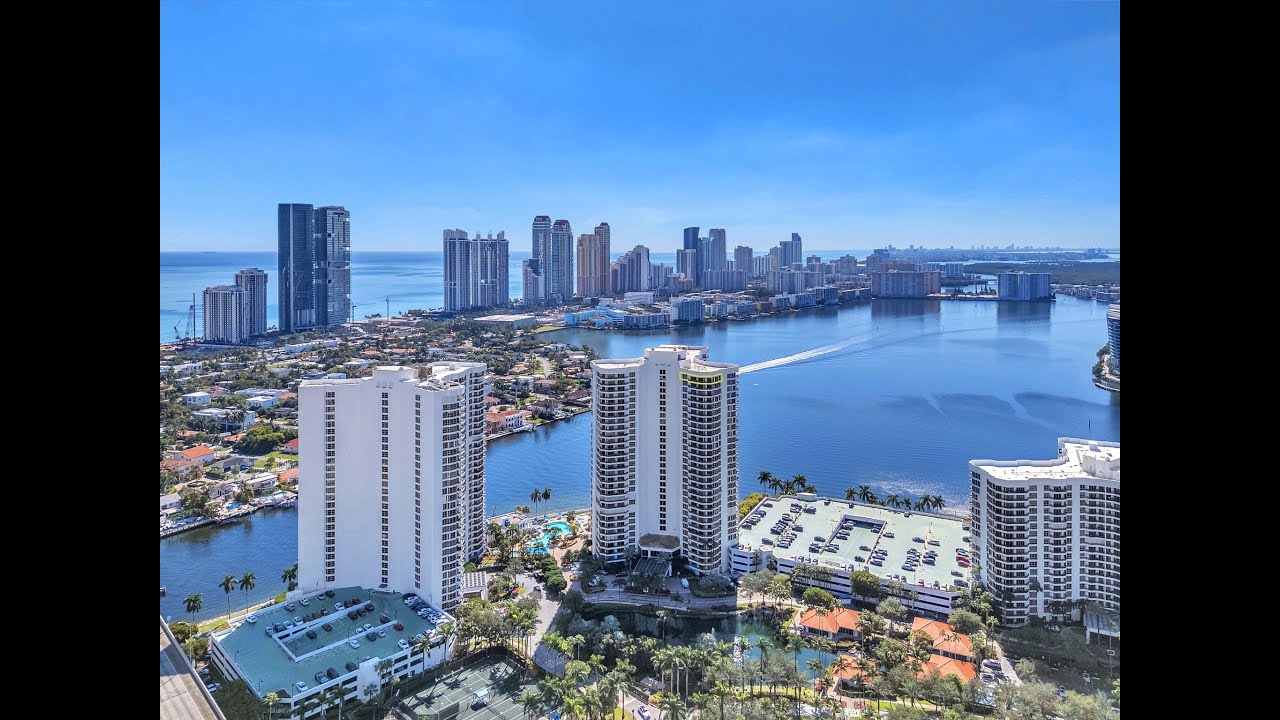 Mystic Pointe Tower 200 PH6 Stunning Penthouse with Water, Golf Course ...