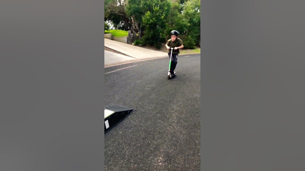 Scooter ramp jumps #scooter Scooter ramp jumps #scooter