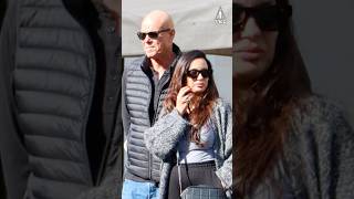 Τζώνη Καλημέρης – Ελπίδα Ιακωβίδου: 🌟☕ Νοέμβριος! Καλημέρα & Καλό μήνα! 😄🍂 Από το αγαπημένο ζευγάρι