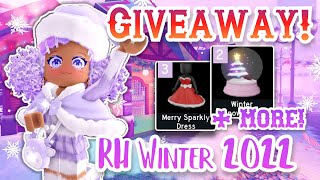 *LIVE* ADVENT GIVEAWAY! GIVING AWAY WINTER ACCESSORIES & MEET AND GREET! Royale High Giveaway LIve