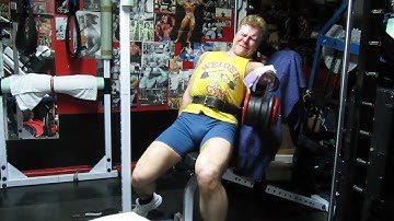 Negative accentuated biceps curls