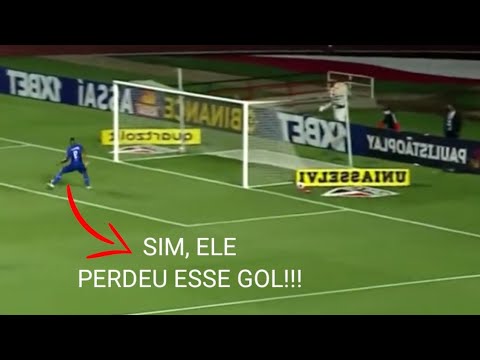 JOGADOR PERDE GOL