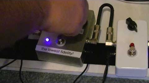 lo-fi muff oscillating fuzz