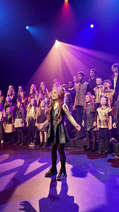 Download lagu 'I'm done hiding like I'm born to be' 🎶 - You've never heard #golden like this. ⭐️ #huntrix