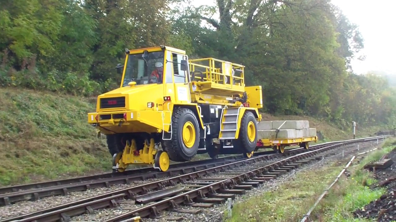 Little and Large at the Ecclesbourne Valley Railway