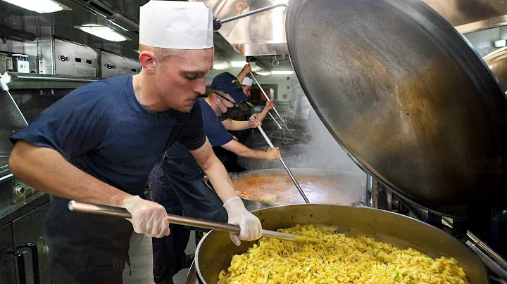 Life Inside $4 Billion US Submarine Kitchen in Deep Underwater - DayDayNews