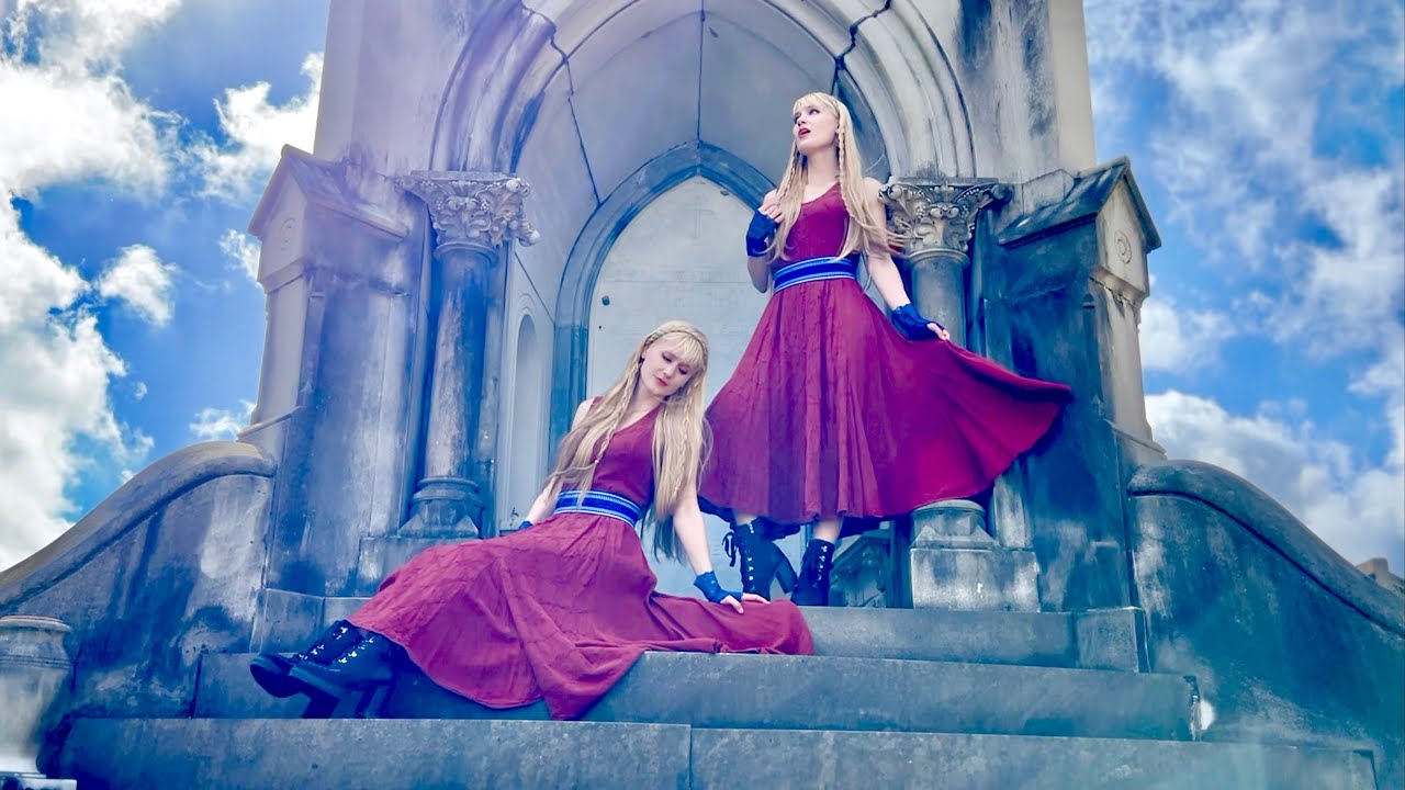 House of the Rising Sun (Harp Twins)