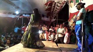Bhadoho sarroi arkestra group
