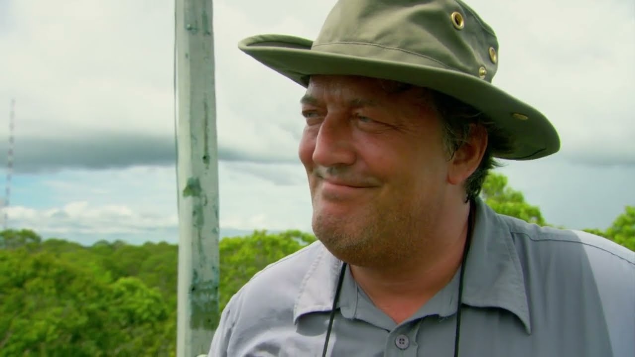 Last Chance to See ep1: Amazonian Manatee (2009)