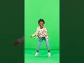 Será que ela sabe fazer o passinho do mexicano? #shortsvideo