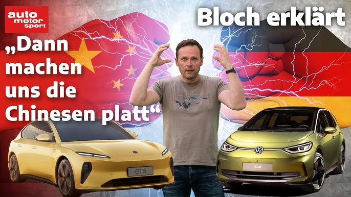 Technikexperten nehmen Armaturenbrett des Tesla Model S auseinander 